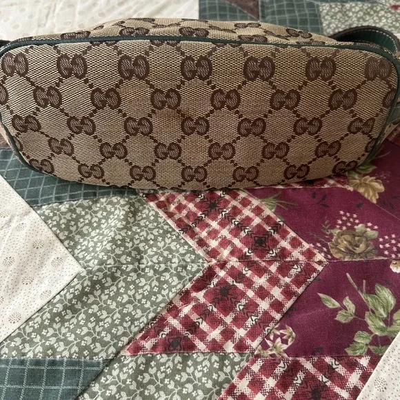Gucci Brown Monogram Clutch - Picture 3 of 9